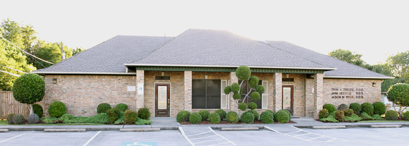 exterior of Deer Park Family Dentistry